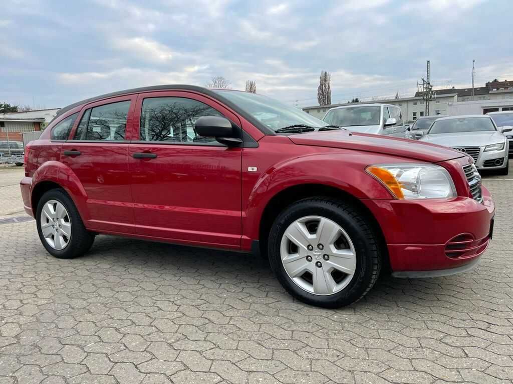 Dodge Caliber 2.0 CRD (ECD) de 2006 só ás peças