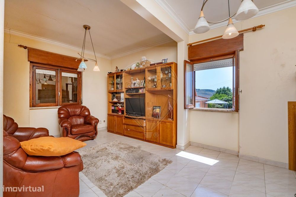 Moradia T4 para venda