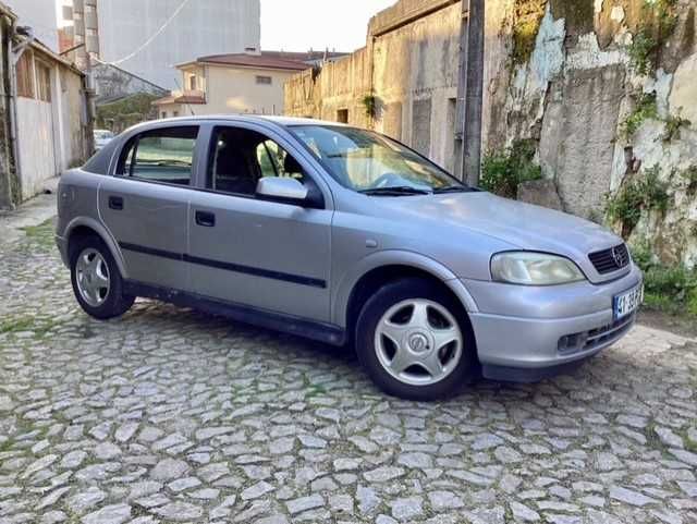 Astra ano 2000 - BARATO