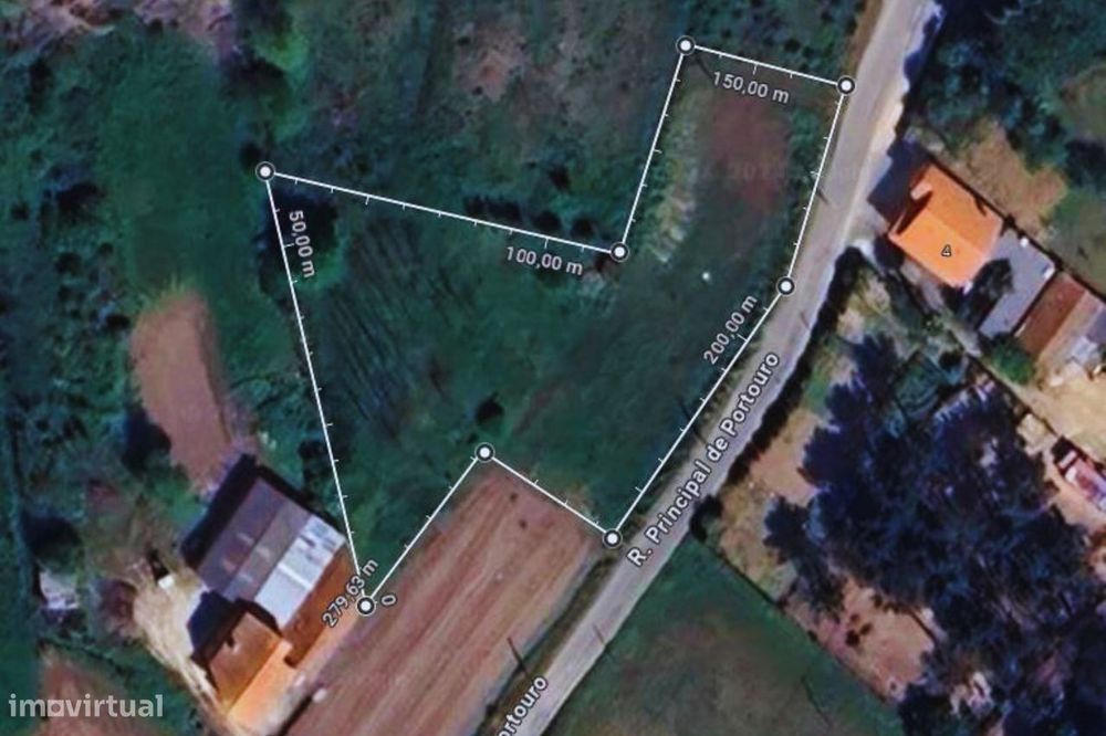 Terreno com viabilidade de construção