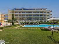Moradia T3 com varandas, em Vilamoura
