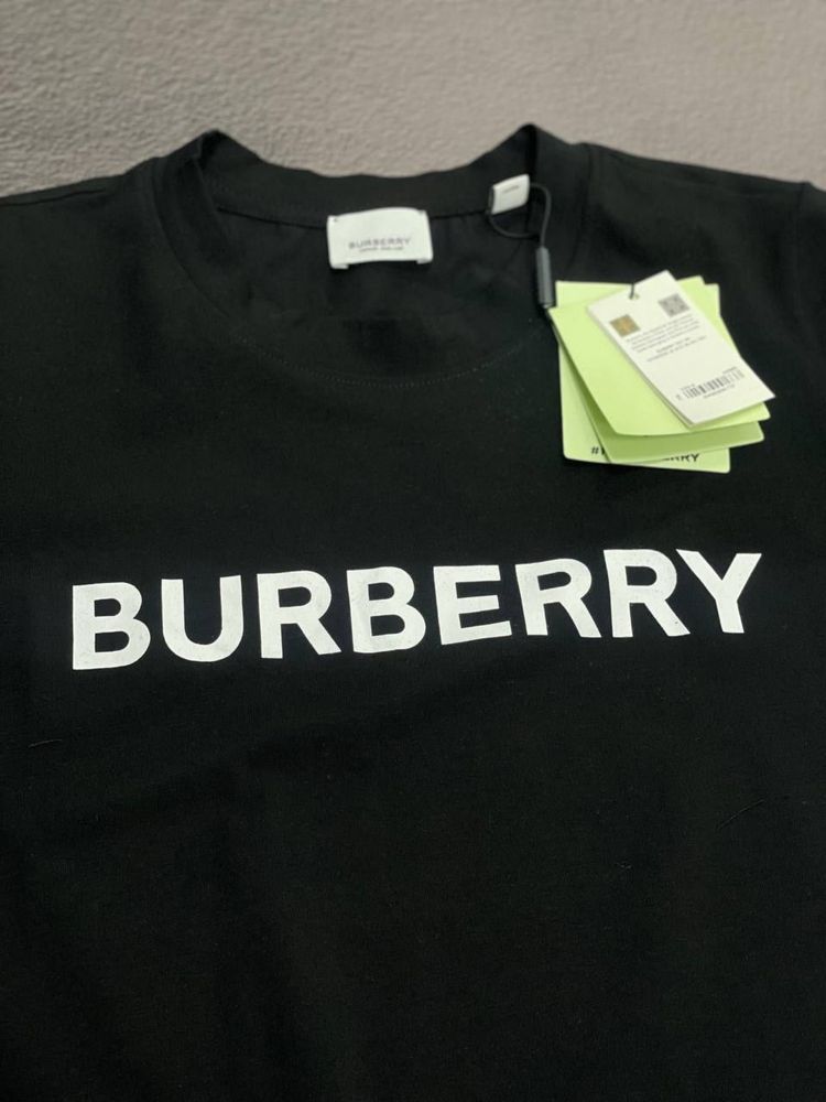 ЭКСКЛЮЗИВНАЯ НОВИНКА 2024| Женская футболка Burberry| S-XS| качество