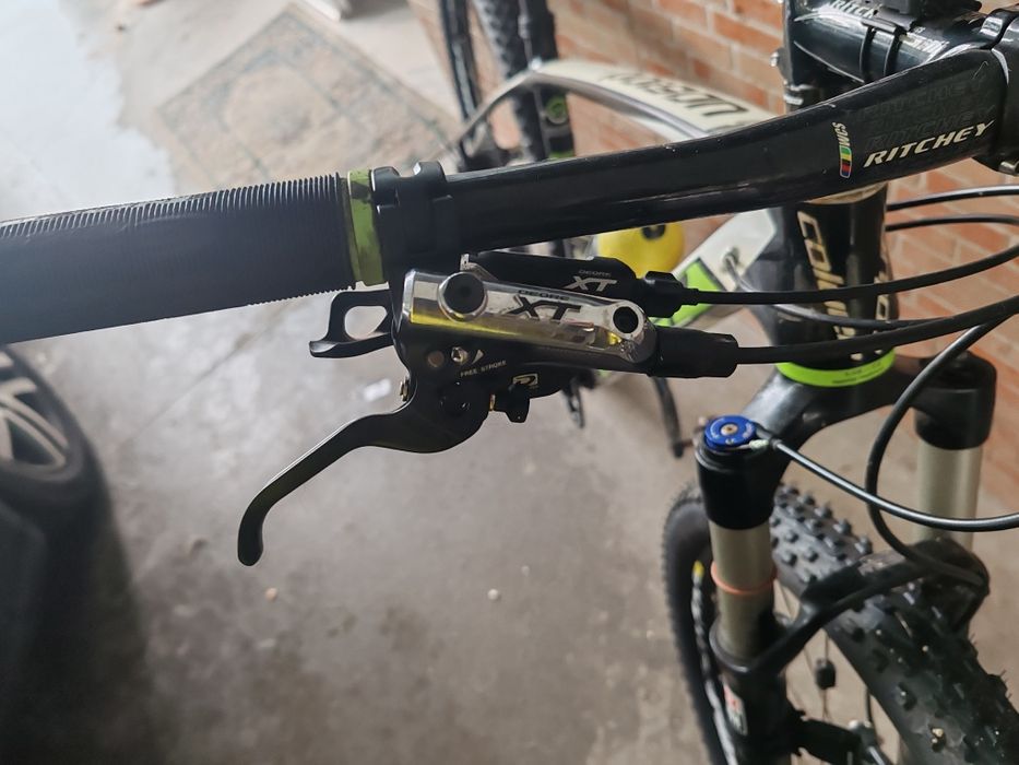 Vendo bicicleta  carbono em bom estado