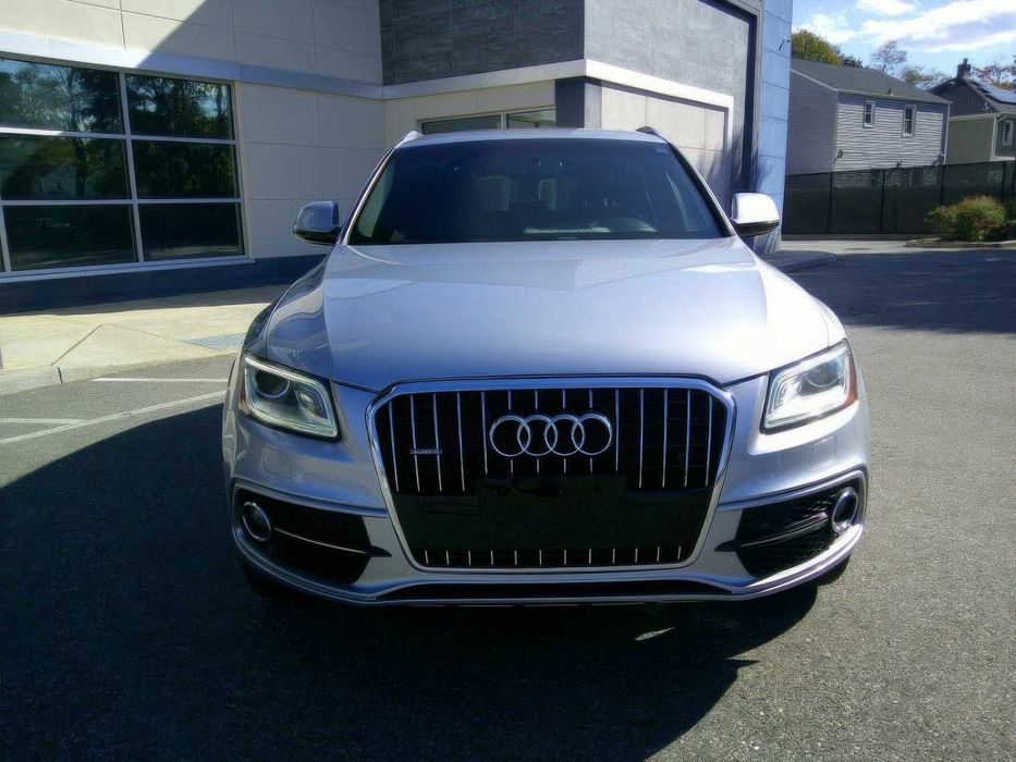 Audi Q5 quattro Premium Plus      2017