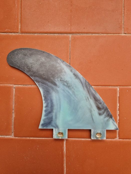 Quilha Marlin parecida com FCS G5
