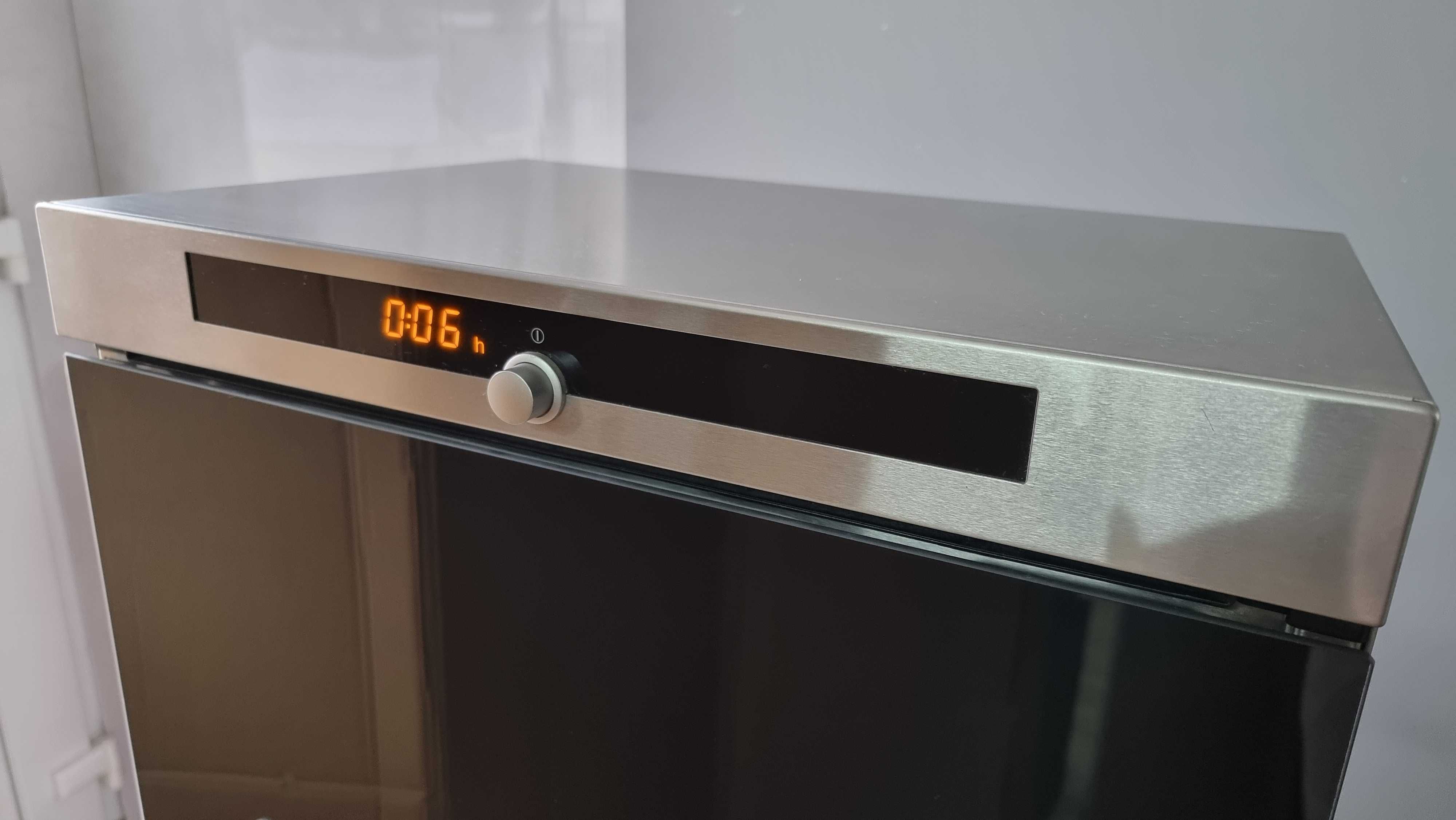 Piekarnik parowy wolnostojący Miele DG 1050. Urządzenie do gotowania