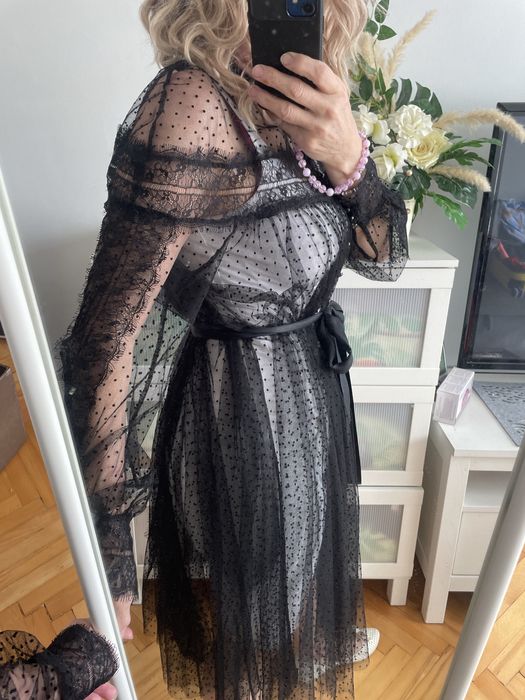 Sukienka piekna na kazda okazje czarna koronka roz S/M firma Zara