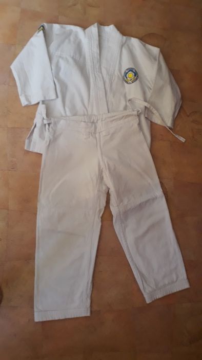 Продам костюм для занятий Айкидо