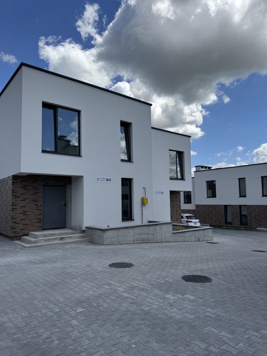 Будинок Гаї Гричинські поблизу Подолян