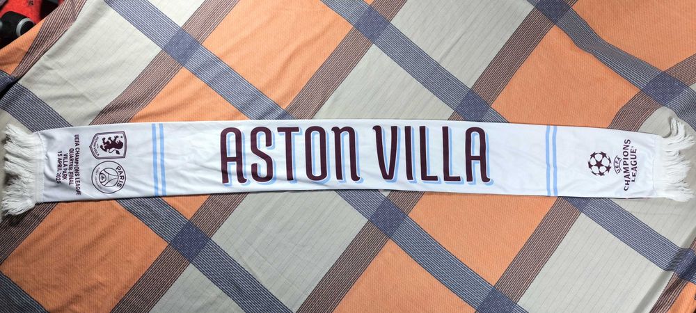 Шарф вболівальника Астон Вілла проти ПСЖ Ліга Чемпіонів 15/04/2025
