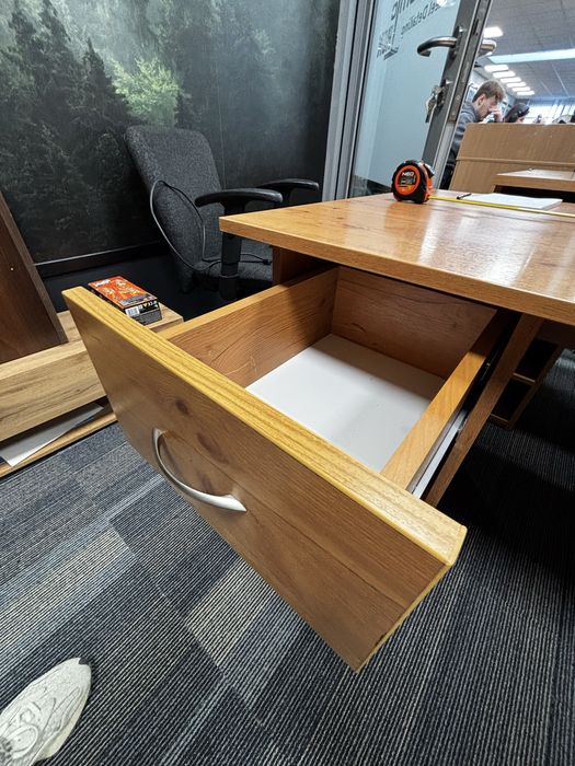 Biurko do pracy w dobrym stanie