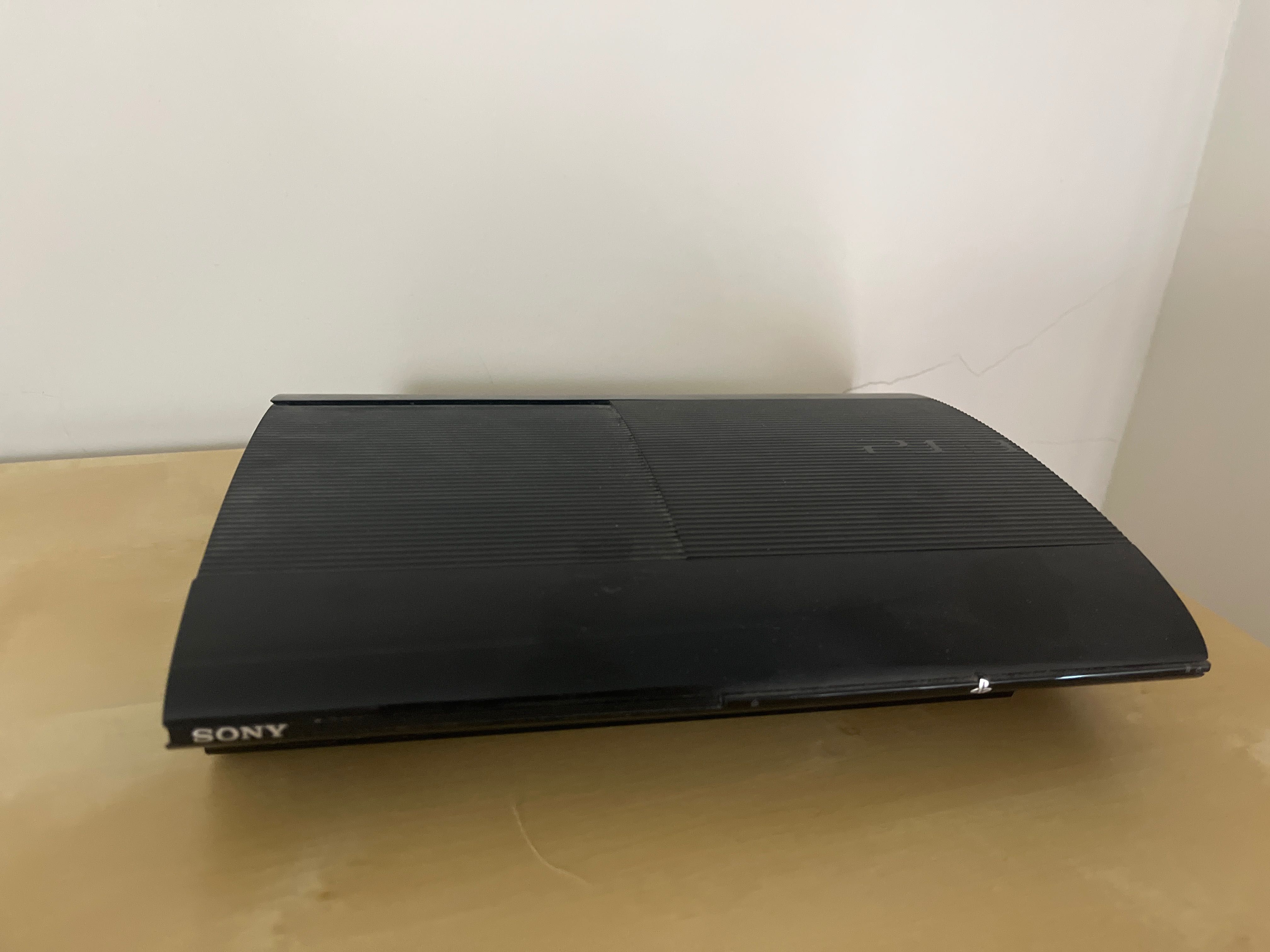 PlayStation 3 Super Slim - 500GB