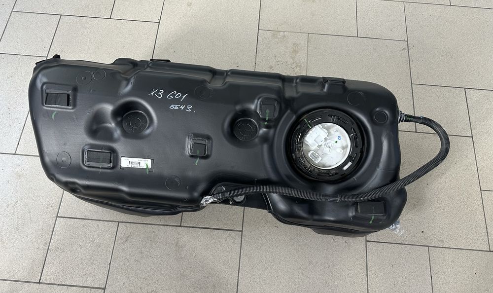 BMW X3 G01 X4 G02 бак топливний бензобак бмв х3 г01 х4 г02