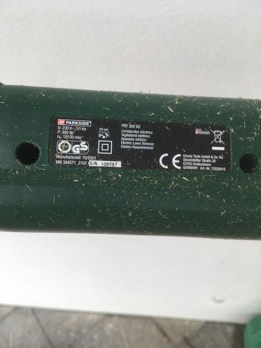 Aparador relva eletrico