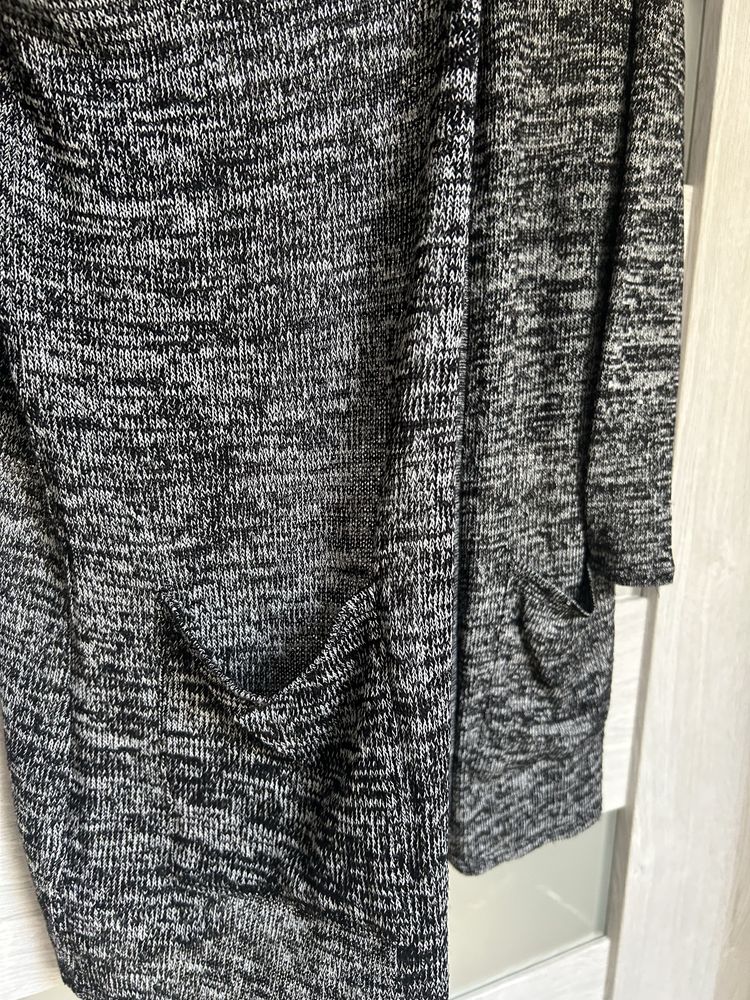 Cieńki sweter kardigan m c&a