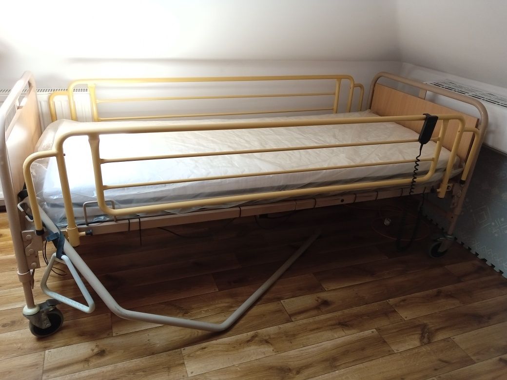 Łóżko rehabilitacyjne +materac+mat.przeciwodleżynowy+ wyciąg