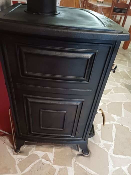 URGENTE Salamandra de ferro com forno