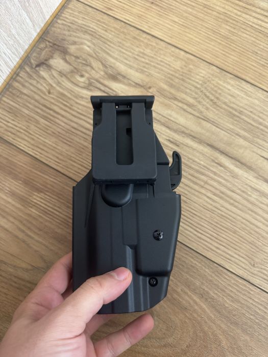 Kabura na pistolet uniwersalna