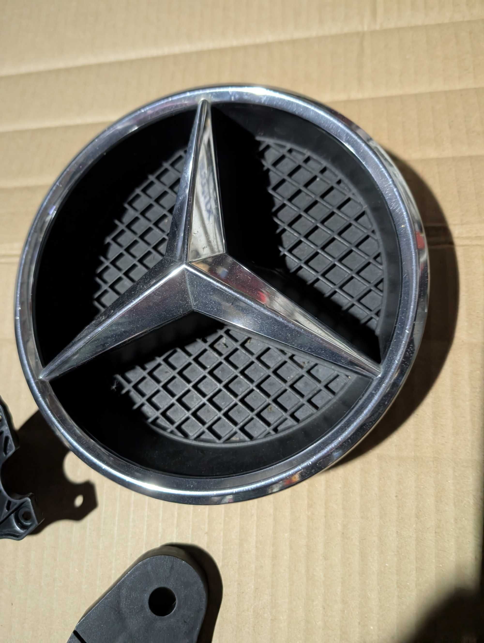 Apoios para os faróis  Mercedes C