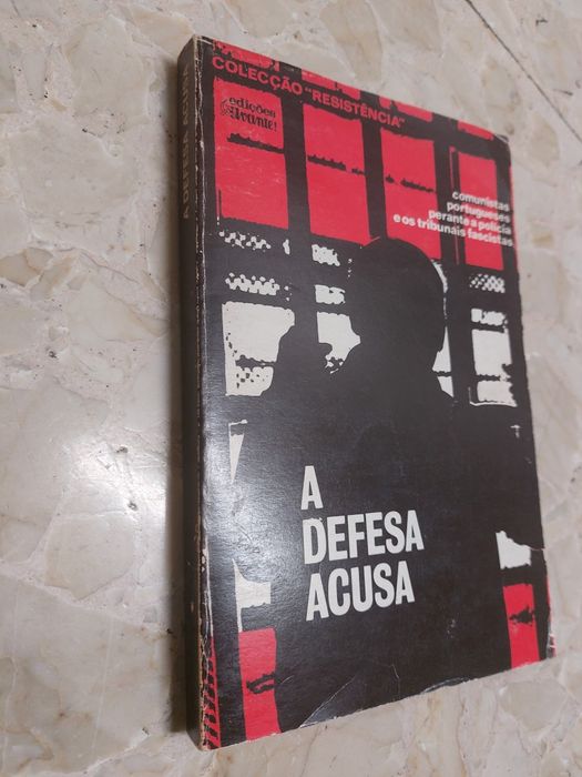 A defesa acusa. Coleção resistência