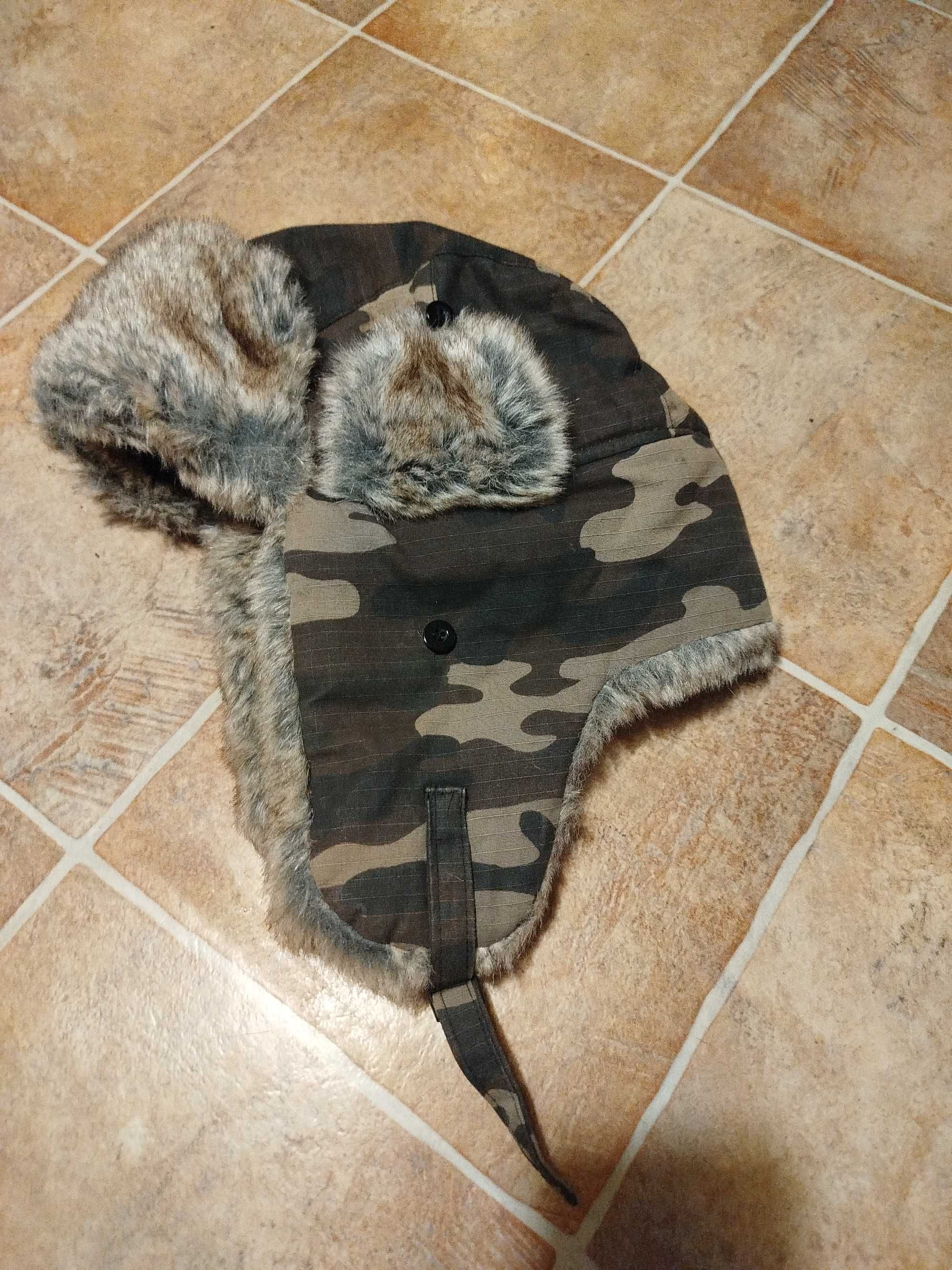 Czapka uszatka pilotka