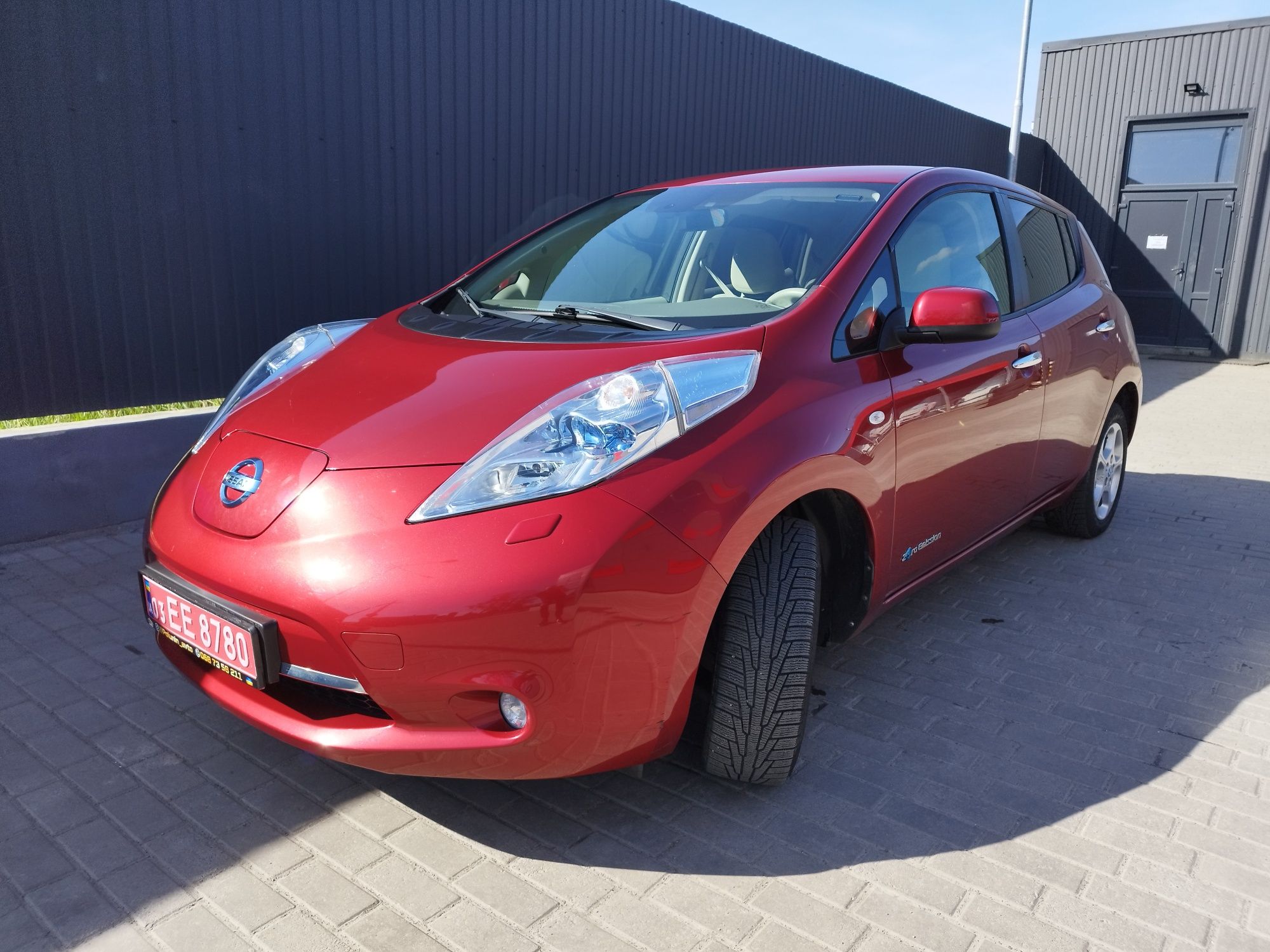 Nissan Leaf 2012 24кВт