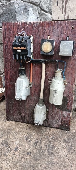 Elektryczna tablica, mufy, rozdzielacz