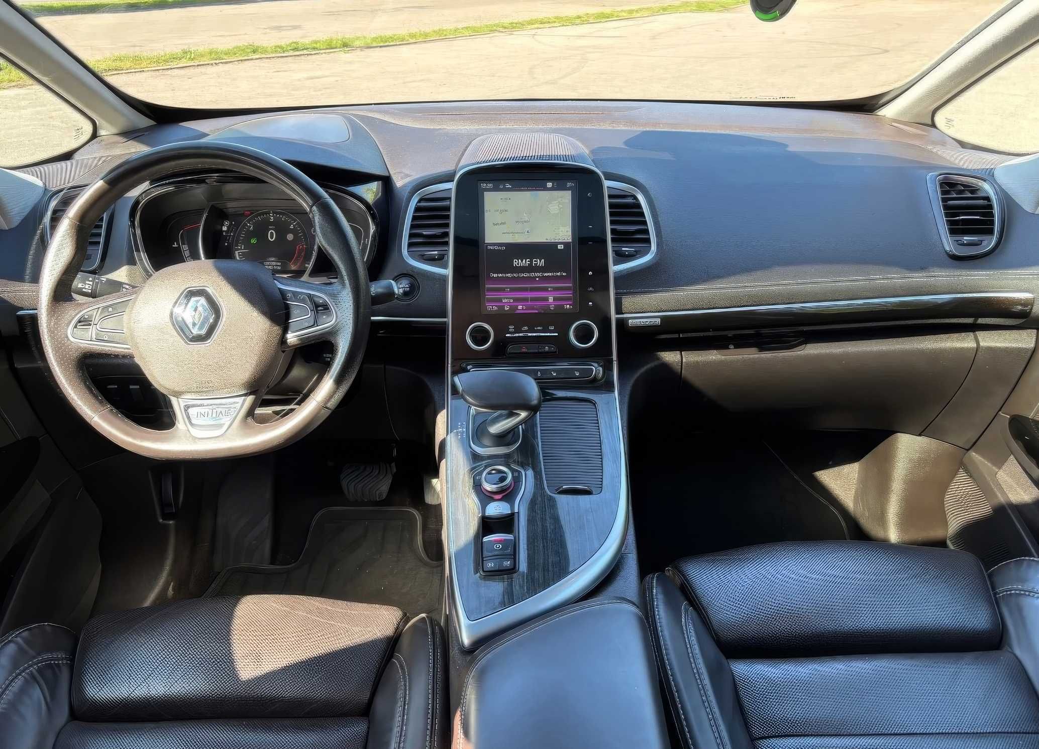 Renault Espace dCi Energy Initiale Paris 2017