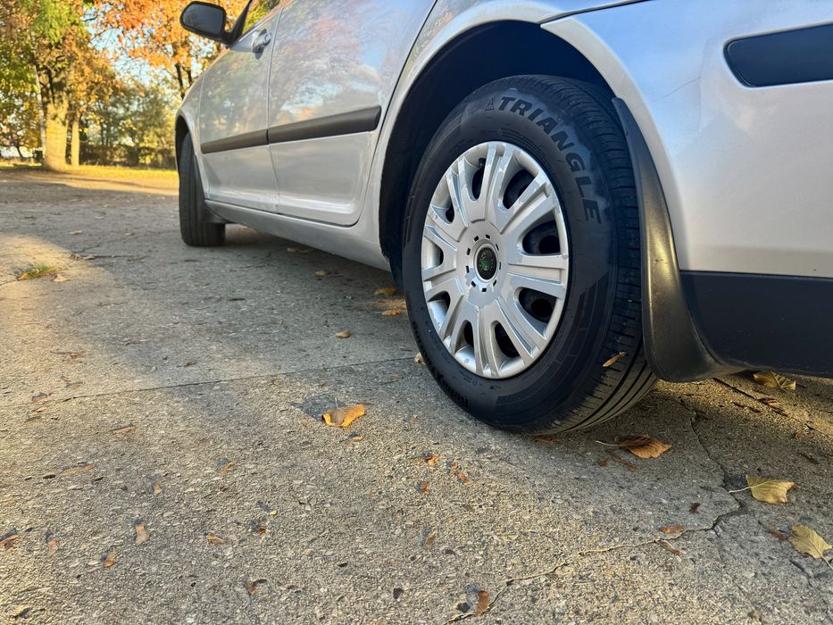 Продам Шкода А5 ( 1.6 газ/бензин )