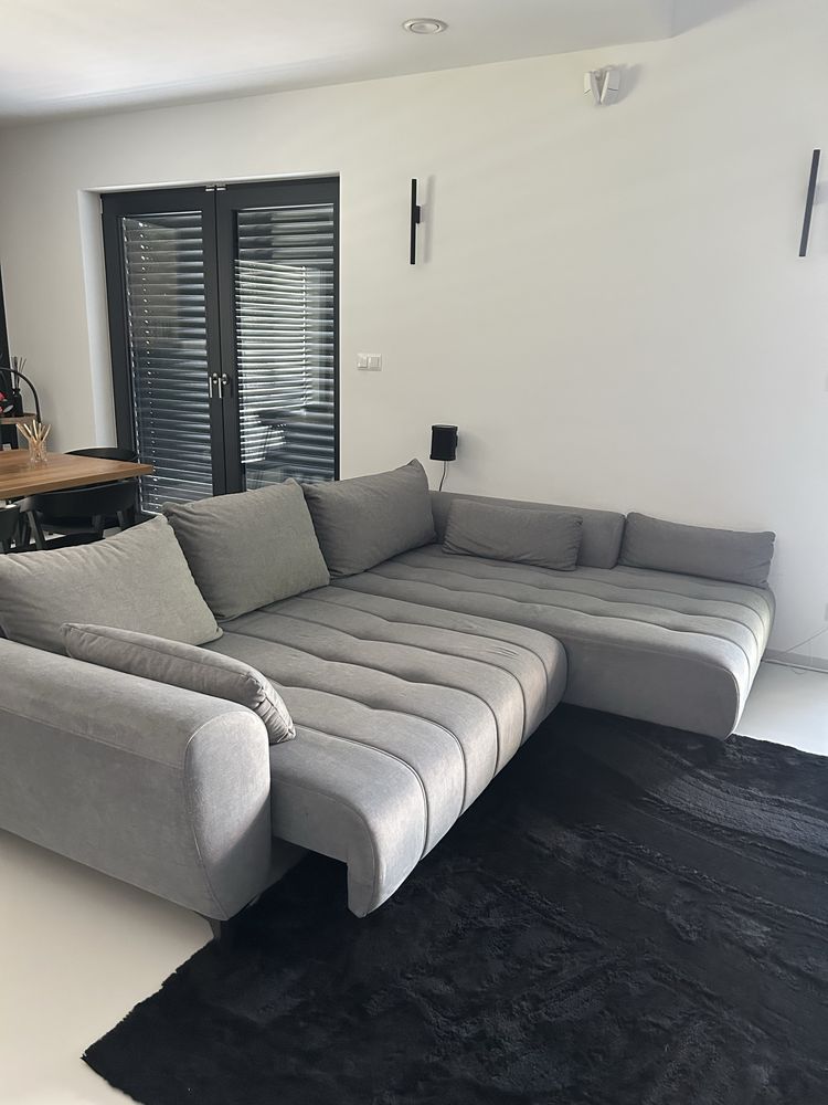 Sofa narożnik w kolorze szarym