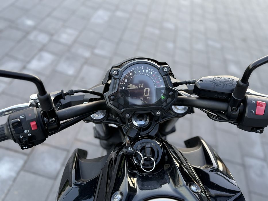 Kawasaki Z650 z 2017r Niemcy bezwypadkowy ksiazki