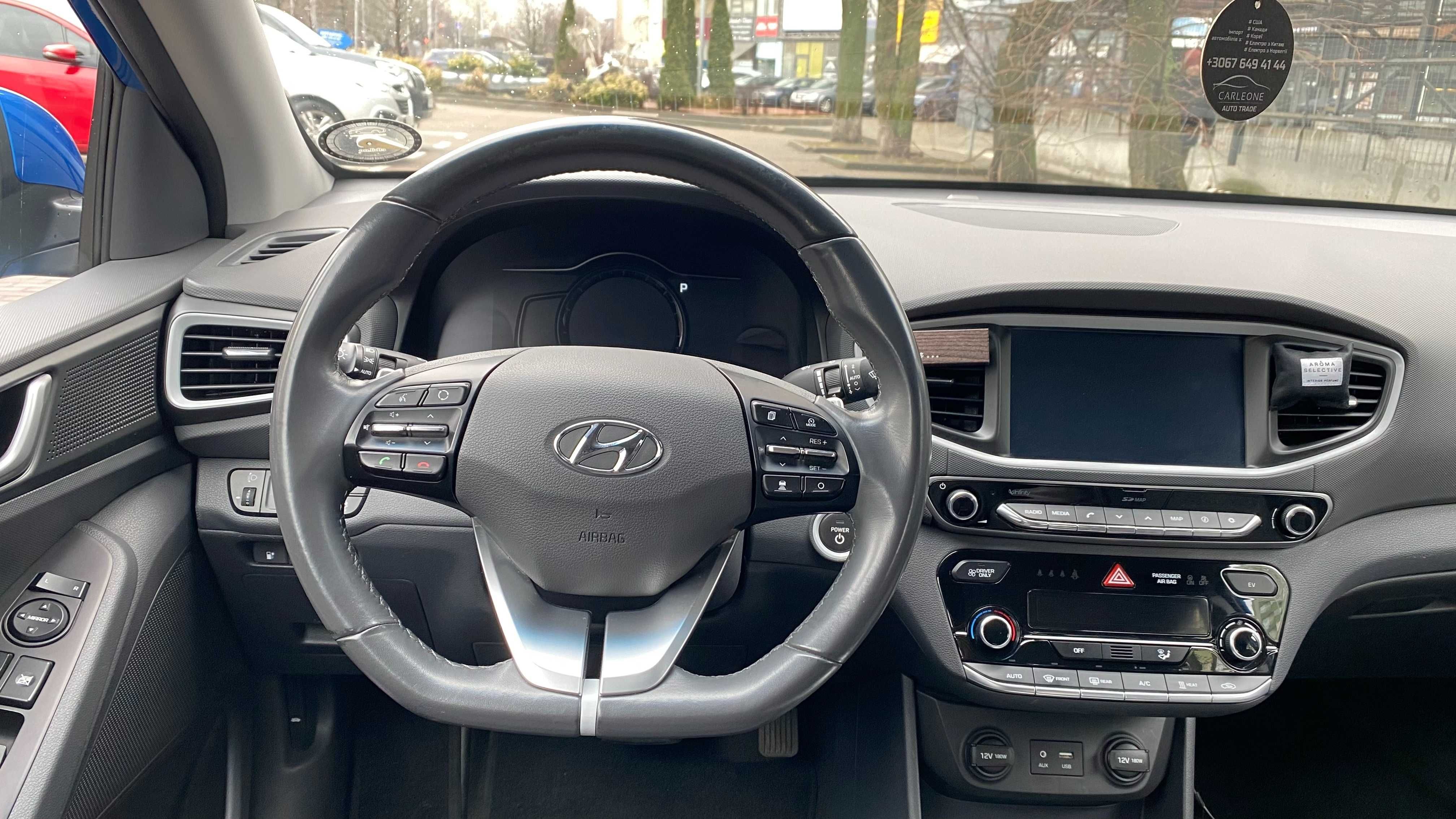 2016 Hyundai Ioniq в гарному стані в НАЯВНОСТІ