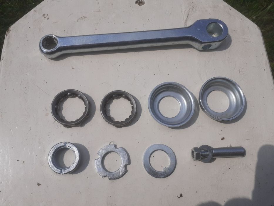 miśka wciskana steru kierownicy i mechanizmu korby  rowery Romet PRL