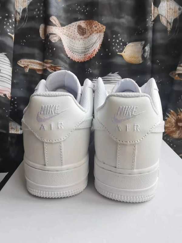 Nowy oryginał Nike Air Force 1 Low '07 White 40