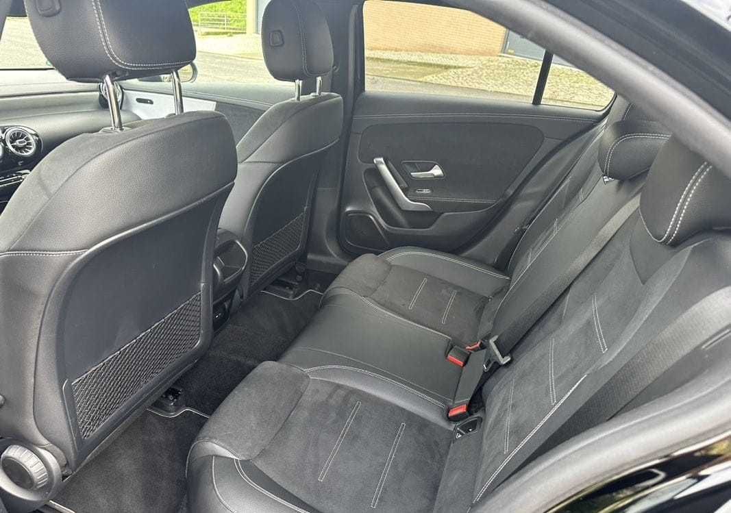 Mercedes Benz A250e Pack AMG Limousine 2020 - EXCELENTE ESTADO