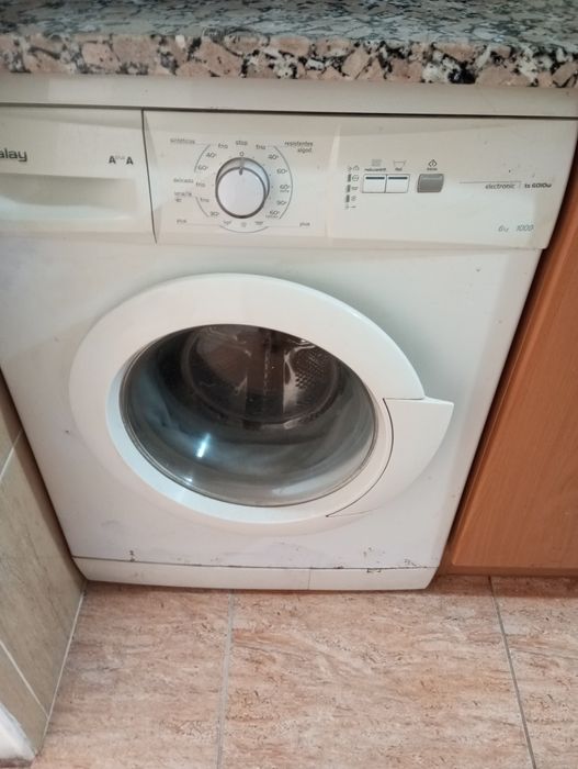 Máquina lavar roupa