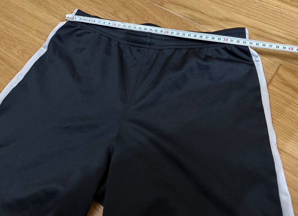 Дитячі шорти Nike Dri-FIT Academy на 12-14 років