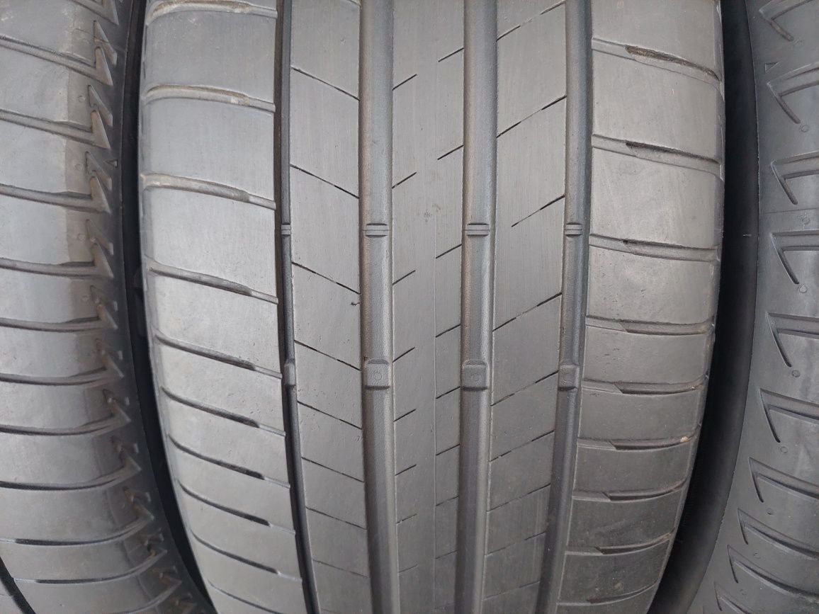 225.55.R18 Bridgestone 225 55 18