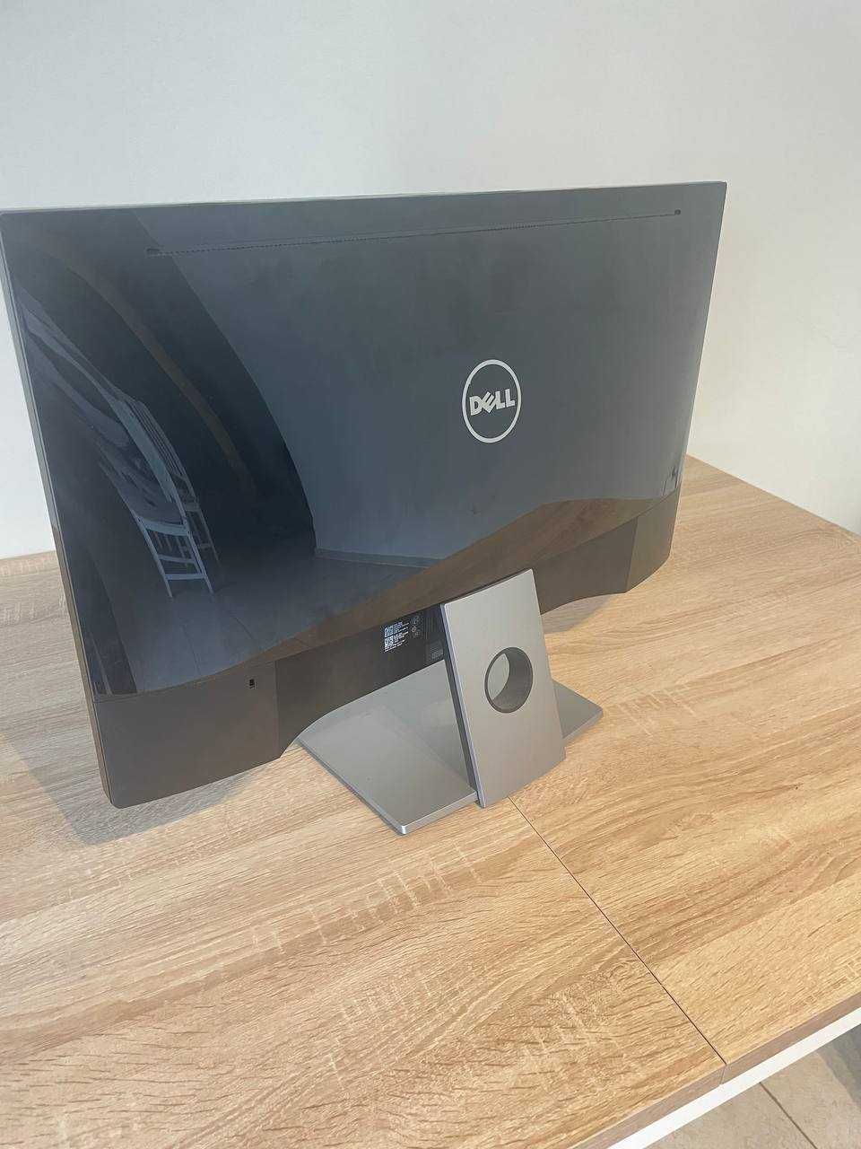 27" LED Dell Monitor