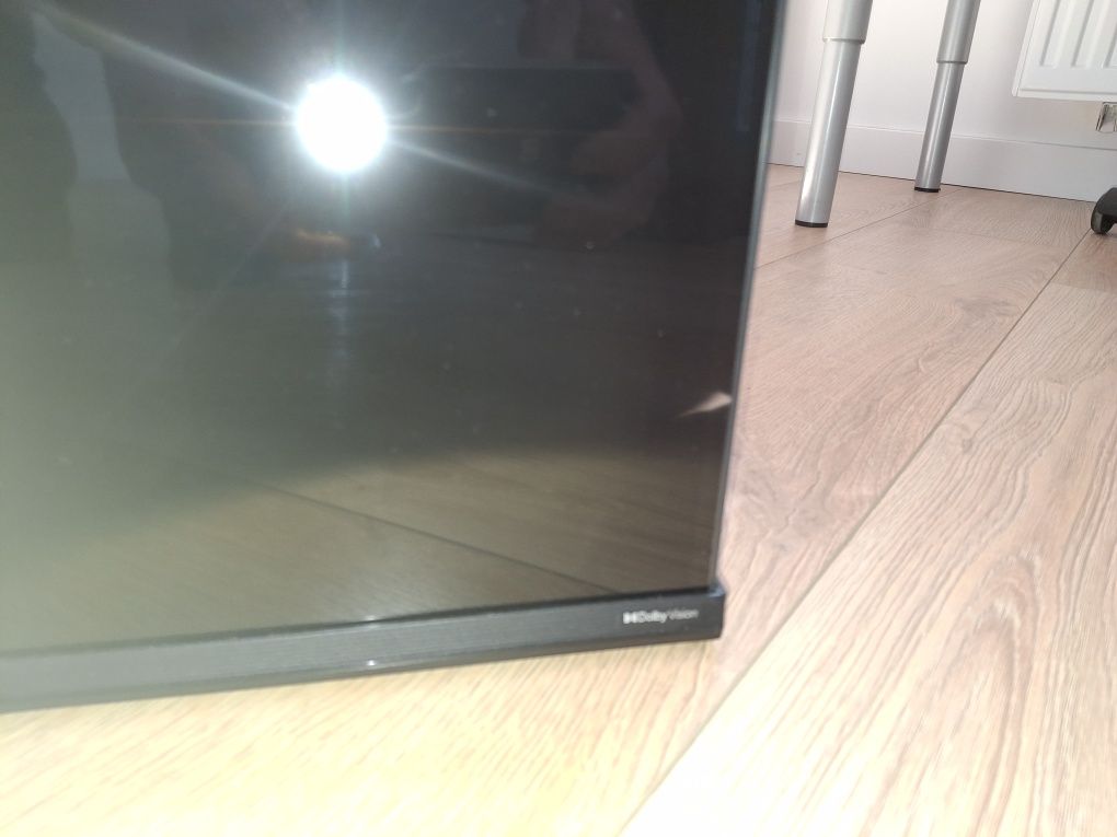 Telewizor 65 cali Hisense uszkodzona matryca