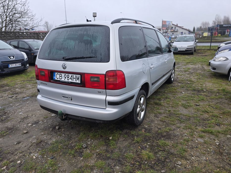 Volkswagen Sharan 1.8t 8 osobowy