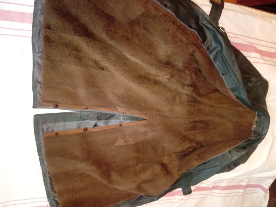 płaszcz skórzany wojskowy niemiecki na podpince oficerski