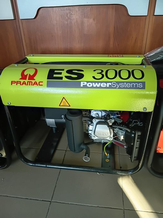 бензиновий генератор pramac es3000 (2.2/2.6 квт)
Тип
Бензиновий
Потужн