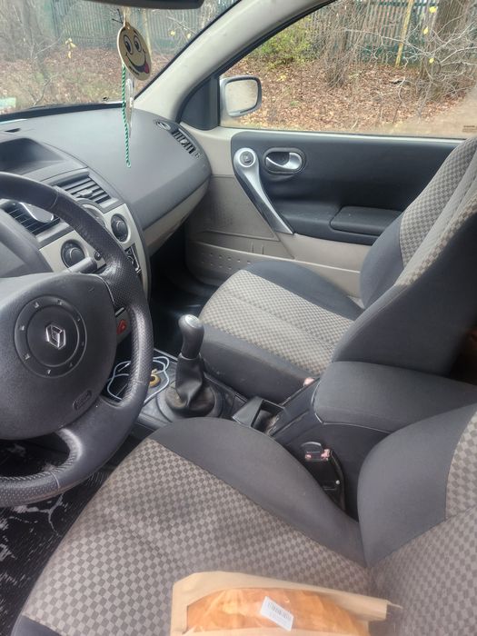 Продам рено меган 2