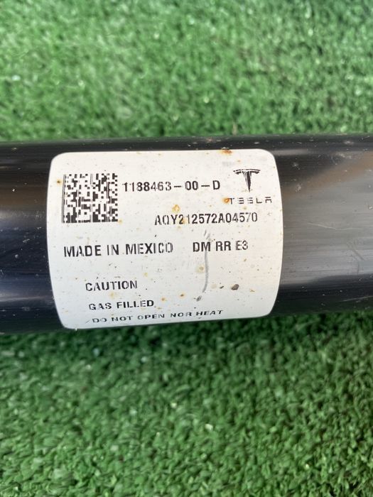 Tesla m Y 2020-2024 амортизатор стойка передні задні лівий правий