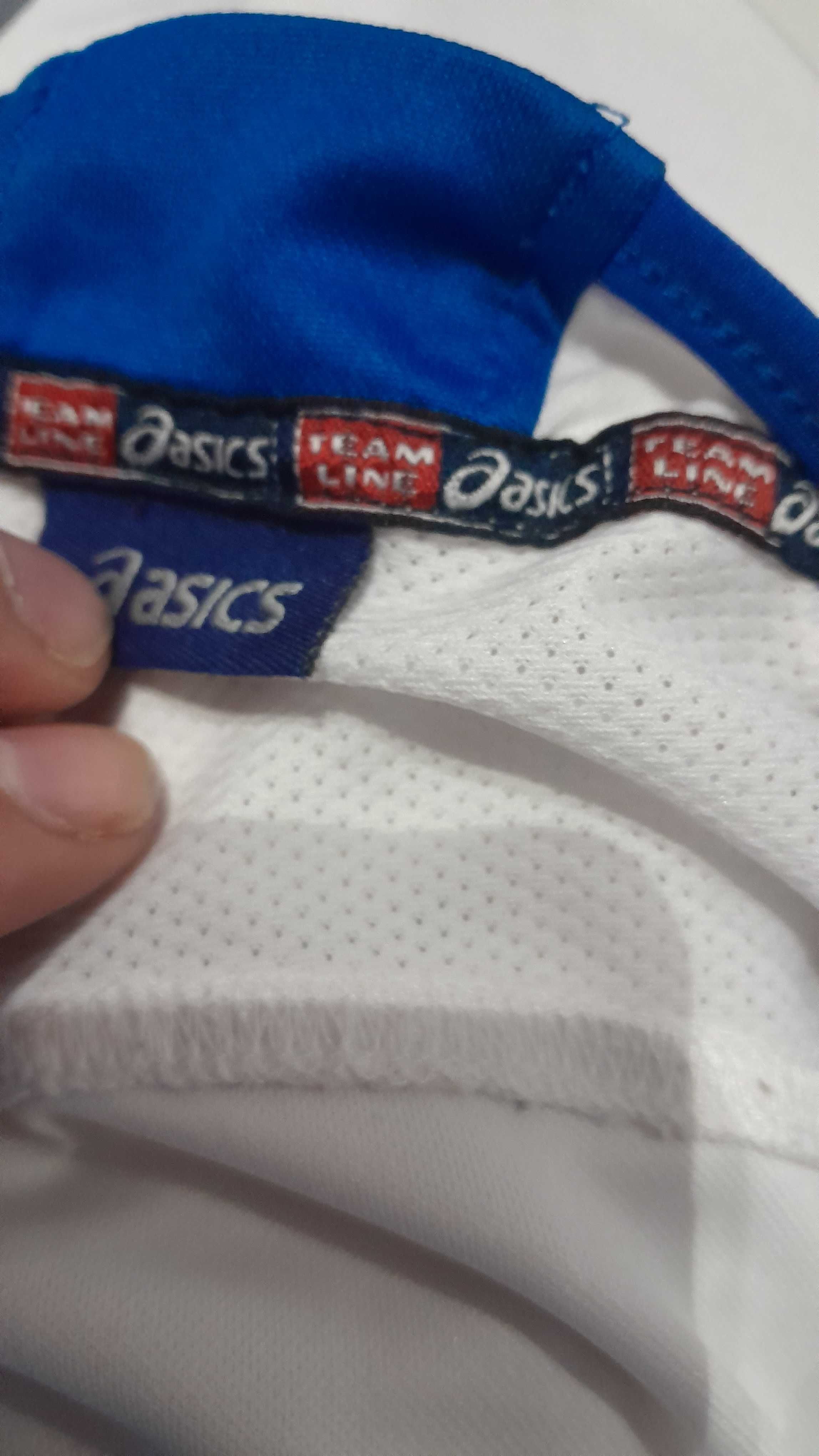 Koszulka.   Asics
