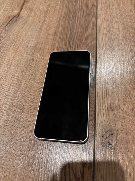 Sprzedam Samsung Galaxy S23 FE 128 GB Fioletowy