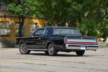 Lincoln Mark Lincoln Continental Town Coupe 5,8 L