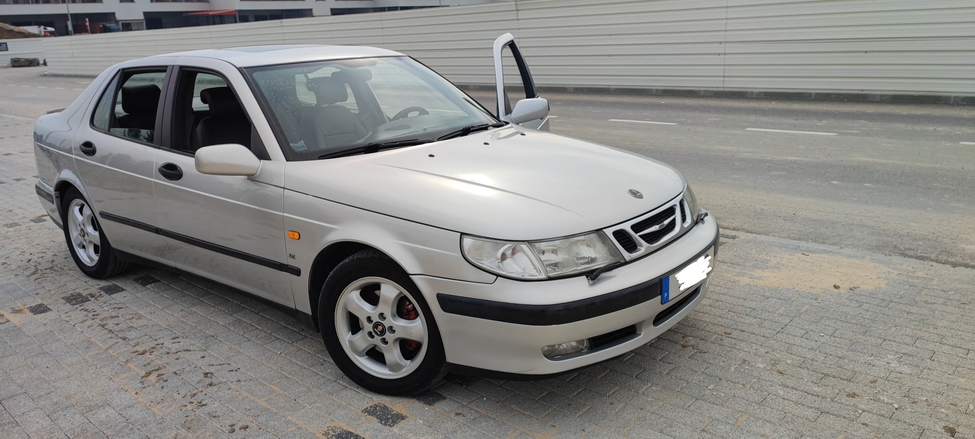 Saab 9-5 2.0T/GPL, para peças ou completo