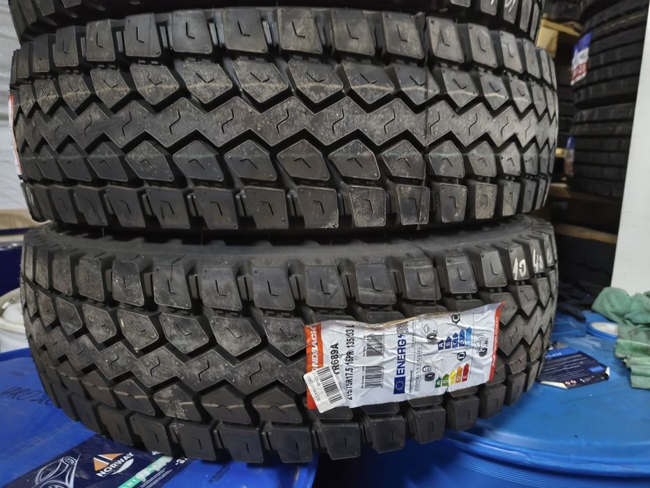 Шини колеса резина 235/75 R17,5 Triangel